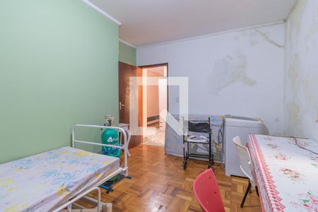 Casa para alugar com 250m², 6 quartos e 5 vagas Casa para alugar com 250m², 6 quartos e 5 vagasQuarto 4