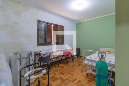 Casa para alugar com 250m², 6 quartos e 5 vagas Casa para alugar com 250m², 6 quartos e 5 vagasQuarto 4