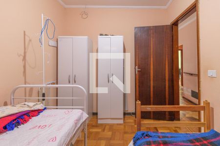 Casa para alugar com 250m², 6 quartos e 5 vagas Casa para alugar com 250m², 6 quartos e 5 vagasQuarto 3