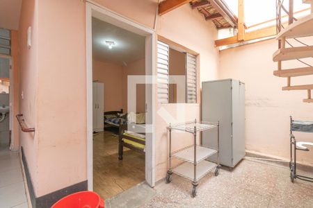 Casa para alugar com 250m², 6 quartos e 5 vagas Casa para alugar com 250m², 6 quartos e 5 vagasÁrea de Serviço