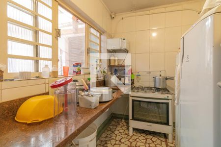 Casa para alugar com 250m², 6 quartos e 5 vagas Casa para alugar com 250m², 6 quartos e 5 vagasCozinha