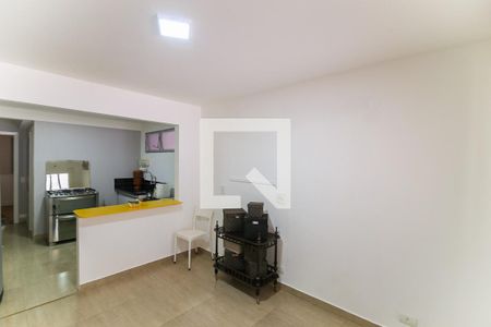 Casa para alugar com 49m², 1 quarto e 1 vaga Casa para alugar com 49m², 1 quarto e 1 vagaSala