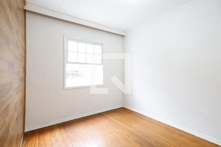 Quarto 2 de casa para alugar com 3 quartos, 69m² em Chora Menino, São Paulo