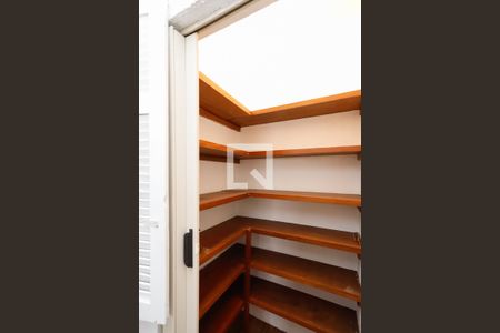 Casa para alugar com 69m², 3 quartos e 3 vagas Casa para alugar com 69m², 3 quartos e 3 vagasCozinha