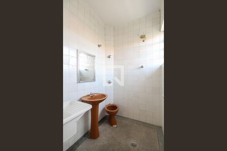 Banheiro de apartamento para alugar com 1 quarto, 35m² em Água Rasa, São Paulo