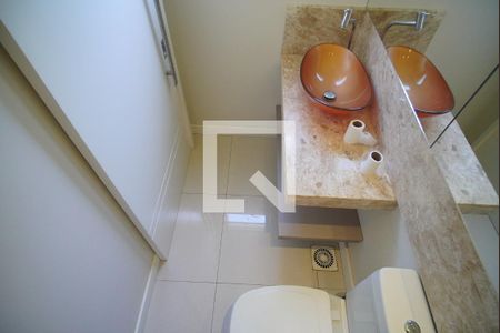 Casa para alugar com 220m², 3 quartos e 2 vagasLavabo