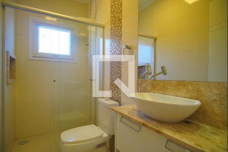 Casa para alugar com 220m², 3 quartos e 2 vagasBanheiro 