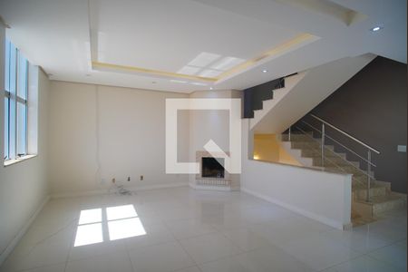 Sala de casa para alugar com 3 quartos, 220m² em São José, São Leopoldo