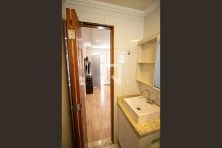 Casa de condomínio para alugar com 54m², 2 quartos e 1 vaga Casa de condomínio para alugar com 54m², 2 quartos e 1 vagaBanheiro