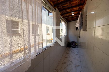 Casa de condomínio para alugar com 54m², 2 quartos e 1 vaga Casa de condomínio para alugar com 54m², 2 quartos e 1 vagaVaranda