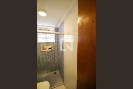 Casa de condomínio para alugar com 54m², 2 quartos e 1 vaga Casa de condomínio para alugar com 54m², 2 quartos e 1 vagaBanheiro