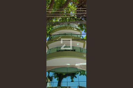 Apartamento para alugar com 75m², 2 quartos e 2 vagas Apartamento para alugar com 75m², 2 quartos e 2 vagasFachada