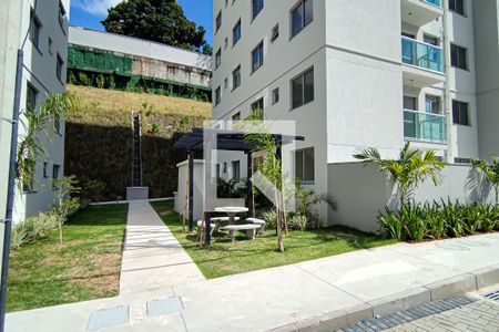 Apartamento para alugar com 60m², 2 quartos e 1 vagaarea comum
