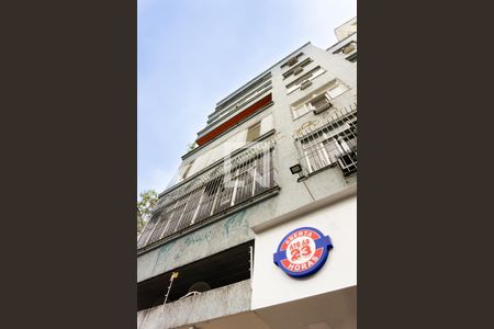 Apartamento à venda com 110m², 2 quartos e sem vagaFachada