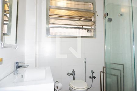 Apartamento à venda com 110m², 2 quartos e sem vagaBanheiro