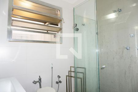 Apartamento à venda com 110m², 2 quartos e sem vagaBanheiro