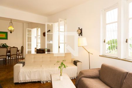 Apartamento à venda com 110m², 2 quartos e sem vagaSala