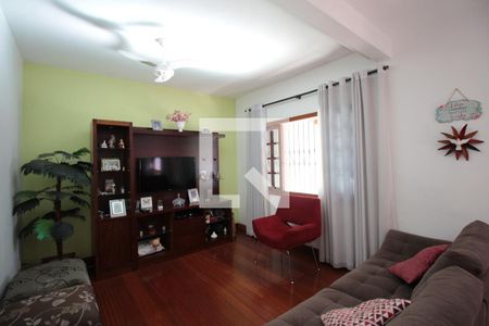 Sala de casa à venda com 4 quartos, 180m² em Itapoã, Belo Horizonte