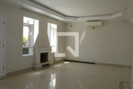 Detalhe de casa para alugar com 3 quartos, 379m² em Jardim São Caetano, São Caetano do Sul