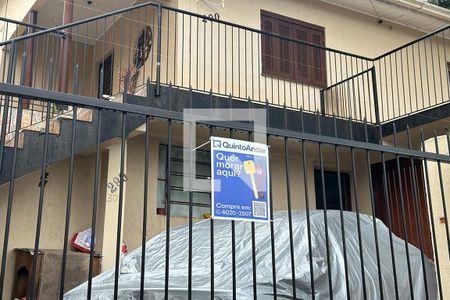 Casa de condomínio à venda com 240m², 3 quartos e 2 vagasFachada