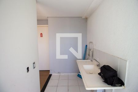 Cozinha de apartamento para alugar com 2 quartos, 46m² em Itaim Paulista, Ferraz de Vasconcelos