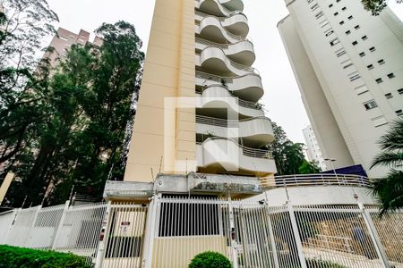 Apartamento à venda com 160m², 3 quartos e 3 vagas Apartamento à venda com 160m², 3 quartos e 3 vagasFachada do Prédio