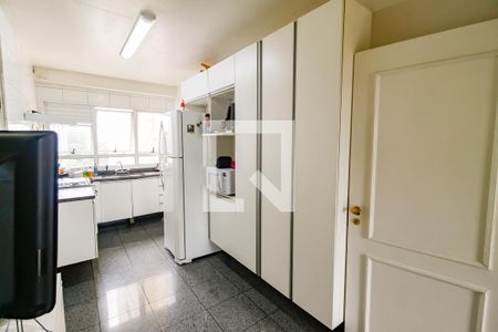 Apartamento à venda com 160m², 3 quartos e 3 vagas Apartamento à venda com 160m², 3 quartos e 3 vagasCozinha