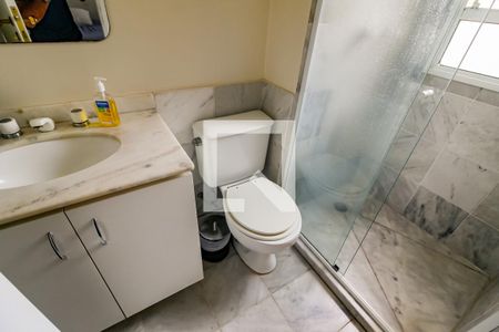 Apartamento à venda com 160m², 3 quartos e 3 vagas Apartamento à venda com 160m², 3 quartos e 3 vagasBanheiro da Suíte 2