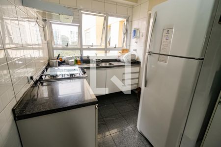 Apartamento à venda com 160m², 3 quartos e 3 vagas Apartamento à venda com 160m², 3 quartos e 3 vagasCozinha