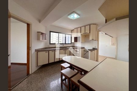 Apartamento para alugar com 163m², 4 quartos e 3 vagasCozinha