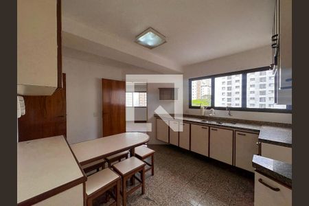 Apartamento para alugar com 163m², 4 quartos e 3 vagasCozinha