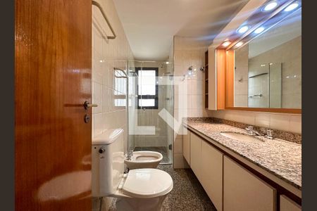 Apartamento para alugar com 163m², 4 quartos e 3 vagasBanheiro Social