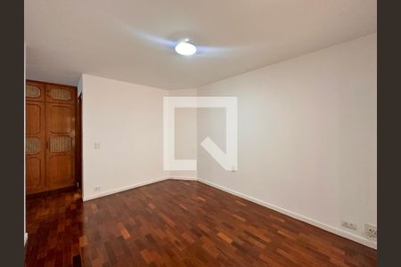 Apartamento para alugar com 163m², 4 quartos e 3 vagasSuíte 1