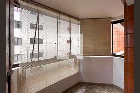 Apartamento para alugar com 163m², 4 quartos e 3 vagasSacada da Suíte 1