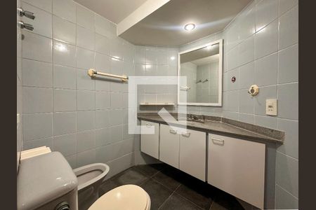 Apartamento para alugar com 163m², 4 quartos e 3 vagasBanheiro da Suíte 2