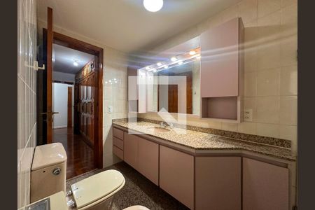 Apartamento para alugar com 163m², 4 quartos e 3 vagasBanheiro da Suíte 1