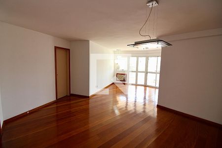 Apartamento para alugar com 130m², 4 quartos e 2 vagasSala