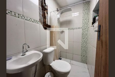 Banheiro de casa à venda com 2 quartos, 60m² em Nascentes Imperiais, Contagem