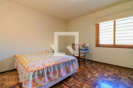 Casa à venda com 5 quartos, 192m² em Passo d’Areia, Porto Alegre