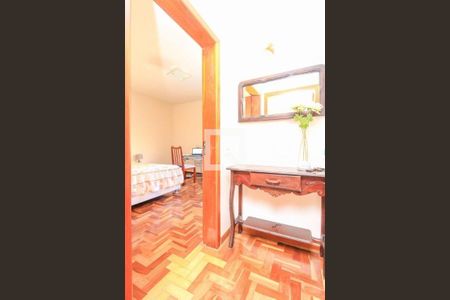 Casa à venda com 192m², 5 quartos e 2 vagas