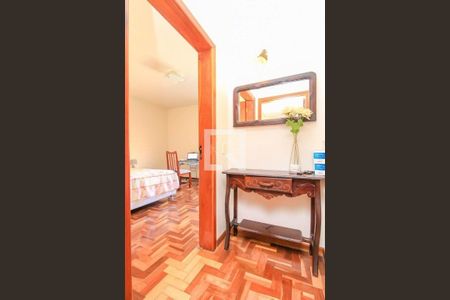 Casa à venda com 192m², 5 quartos e 2 vagas