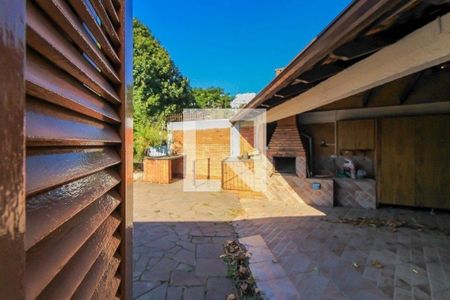 Casa à venda com 192m², 5 quartos e 2 vagas