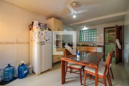 Casa à venda com 360m², 9 quartos e 2 vagas