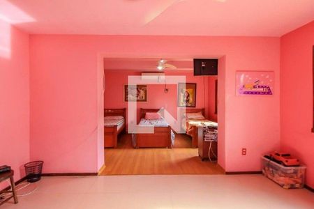 Casa à venda com 360m², 9 quartos e 2 vagas