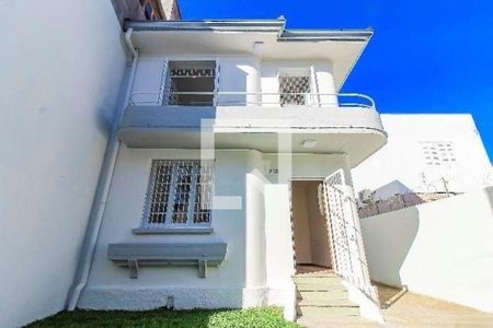 Casa à venda com 130m², 2 quartos e 3 vagas