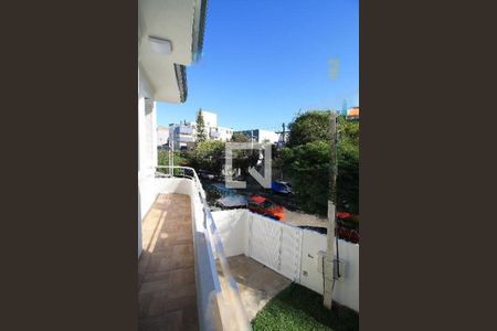 Casa à venda com 130m², 2 quartos e 3 vagas