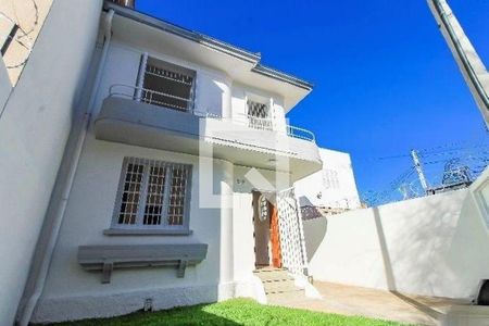 Casa à venda com 130m², 2 quartos e 3 vagas