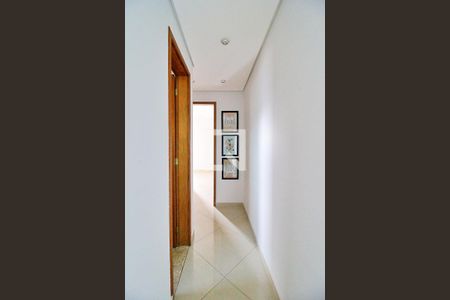 Corredor de apartamento para alugar com 2 quartos, 109m² em Parque Novo Oratório, Santo André