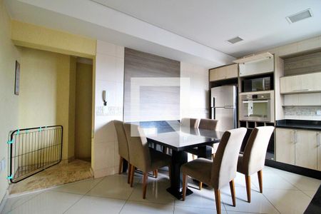 Apartamento para alugar com 109m², 2 quartos e 2 vagasCozinha