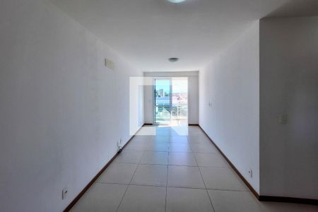Sala de apartamento à venda com 2 quartos, 65m² em Centro, Niterói